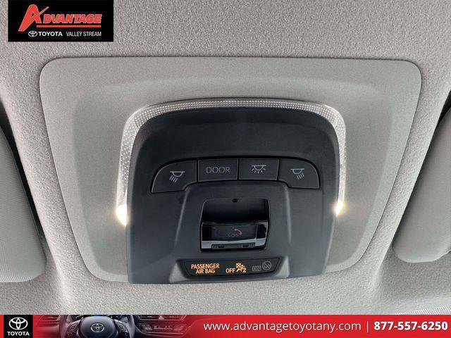 Certified 2024 Toyota Corolla Cross L image 36