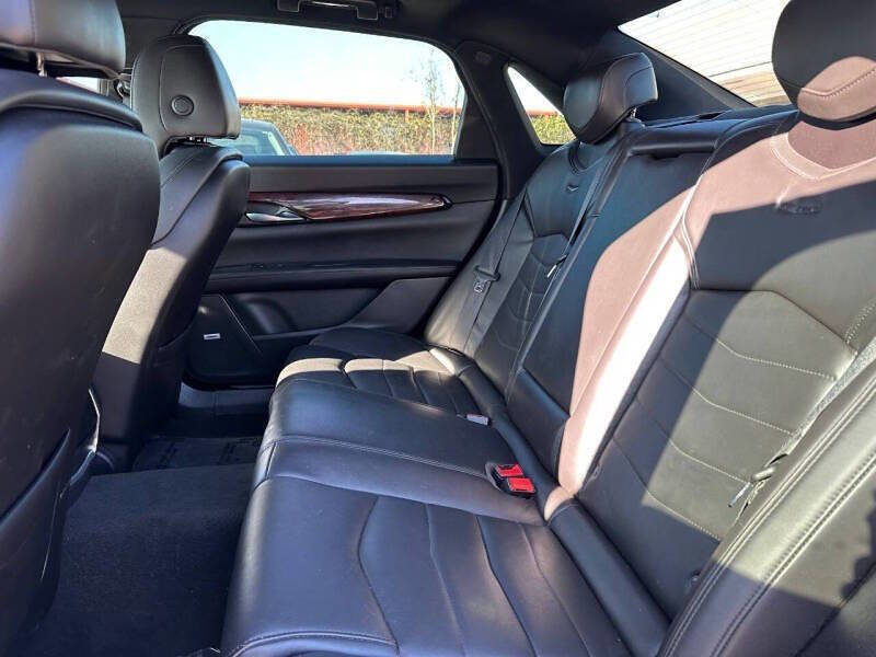 Used 2019 Cadillac CT6 Luxury w/ Driver Awareness Package image 11