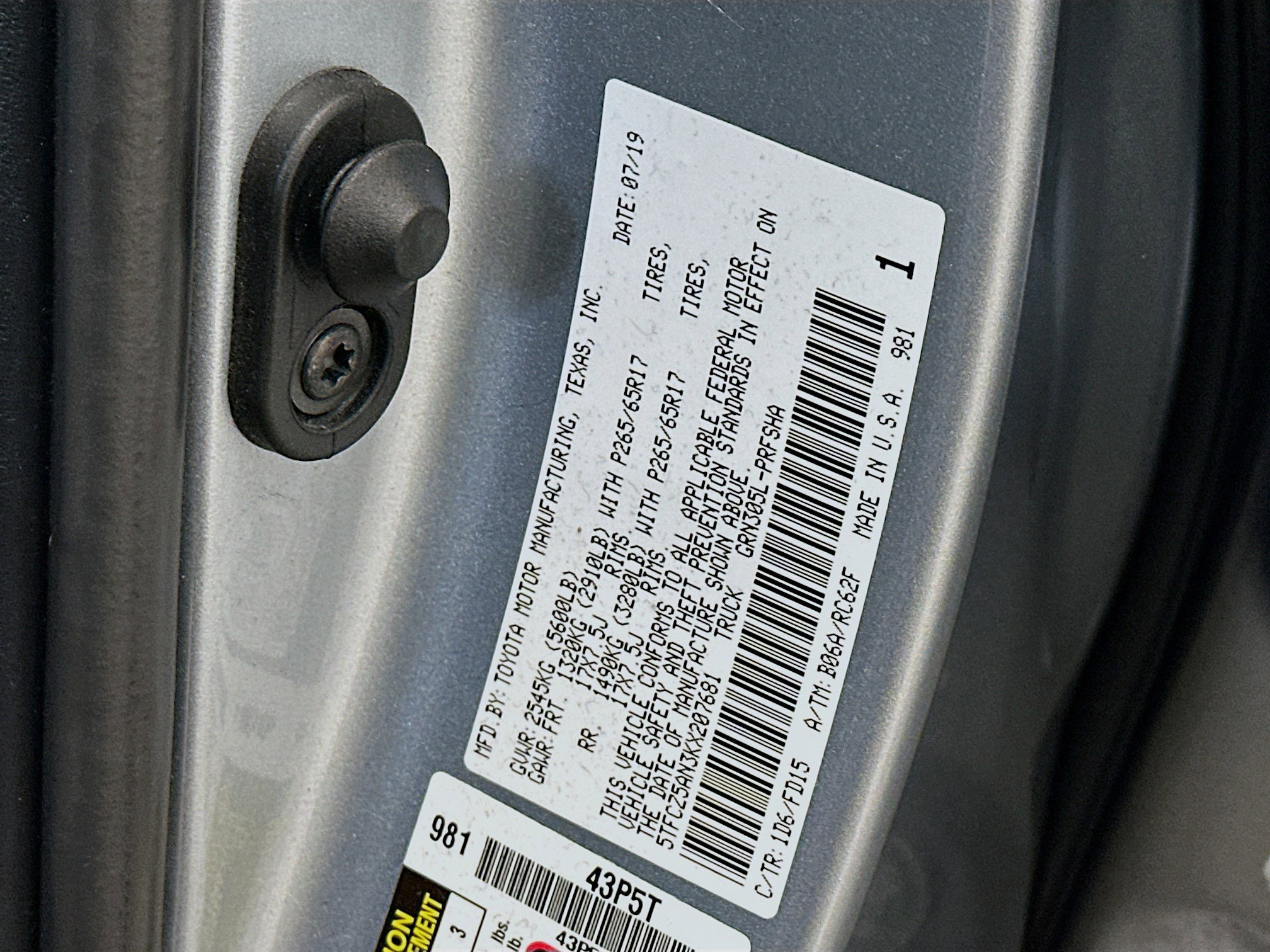 Used 2019 Toyota Tacoma TRD Sport image 12