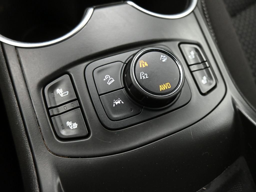 Used 2022 GMC Terrain SLE w/ Driver Convenience Package AWD/4WD image 12