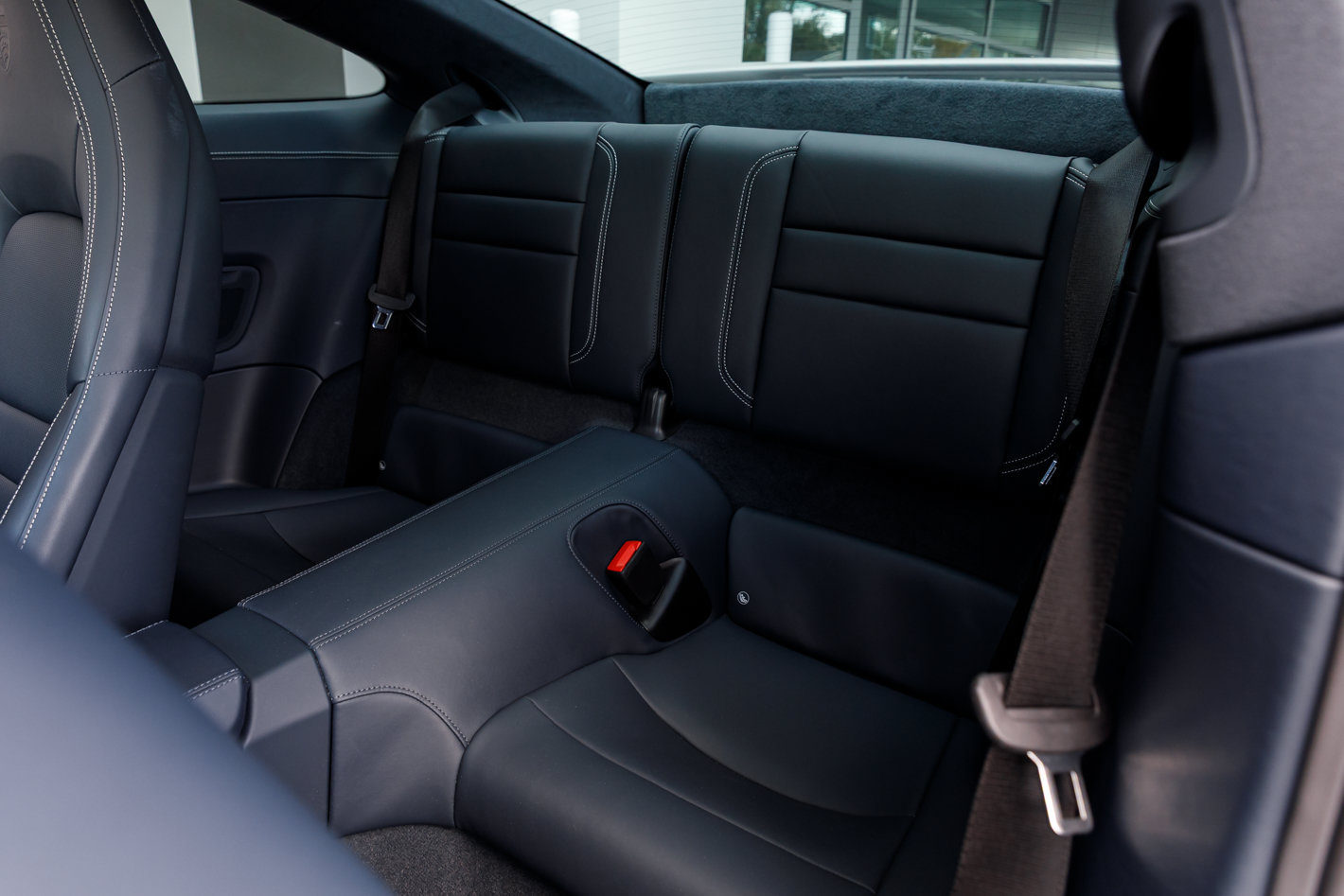 Used 2025 Porsche 911 GTS image 33