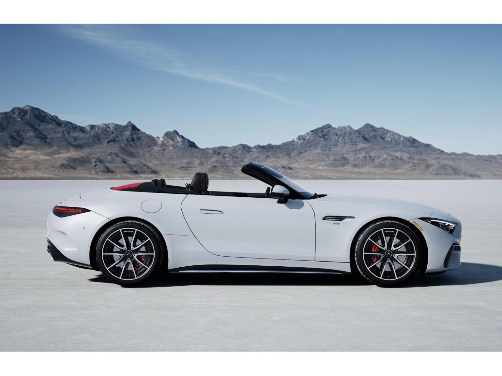 Certified 2022 Mercedes-Benz SL 55 AMG 4MATIC image 33