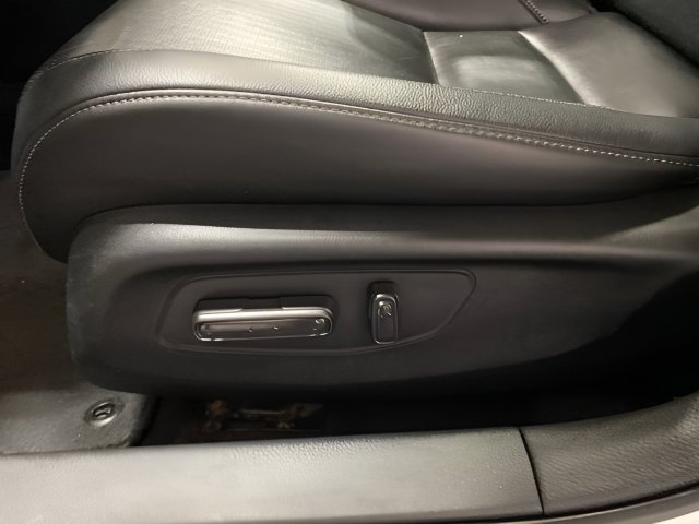 Used 2022 Honda Civic EX-L image 10