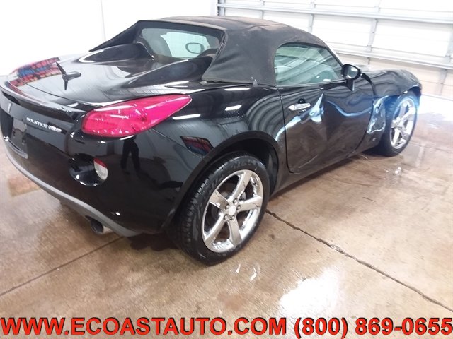 Used 2007 Pontiac Solstice GXP w/ Premium Package RWD image 3
