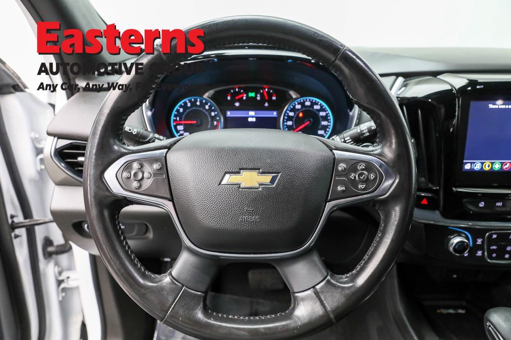 Used 2022 Chevrolet Traverse LT image 10