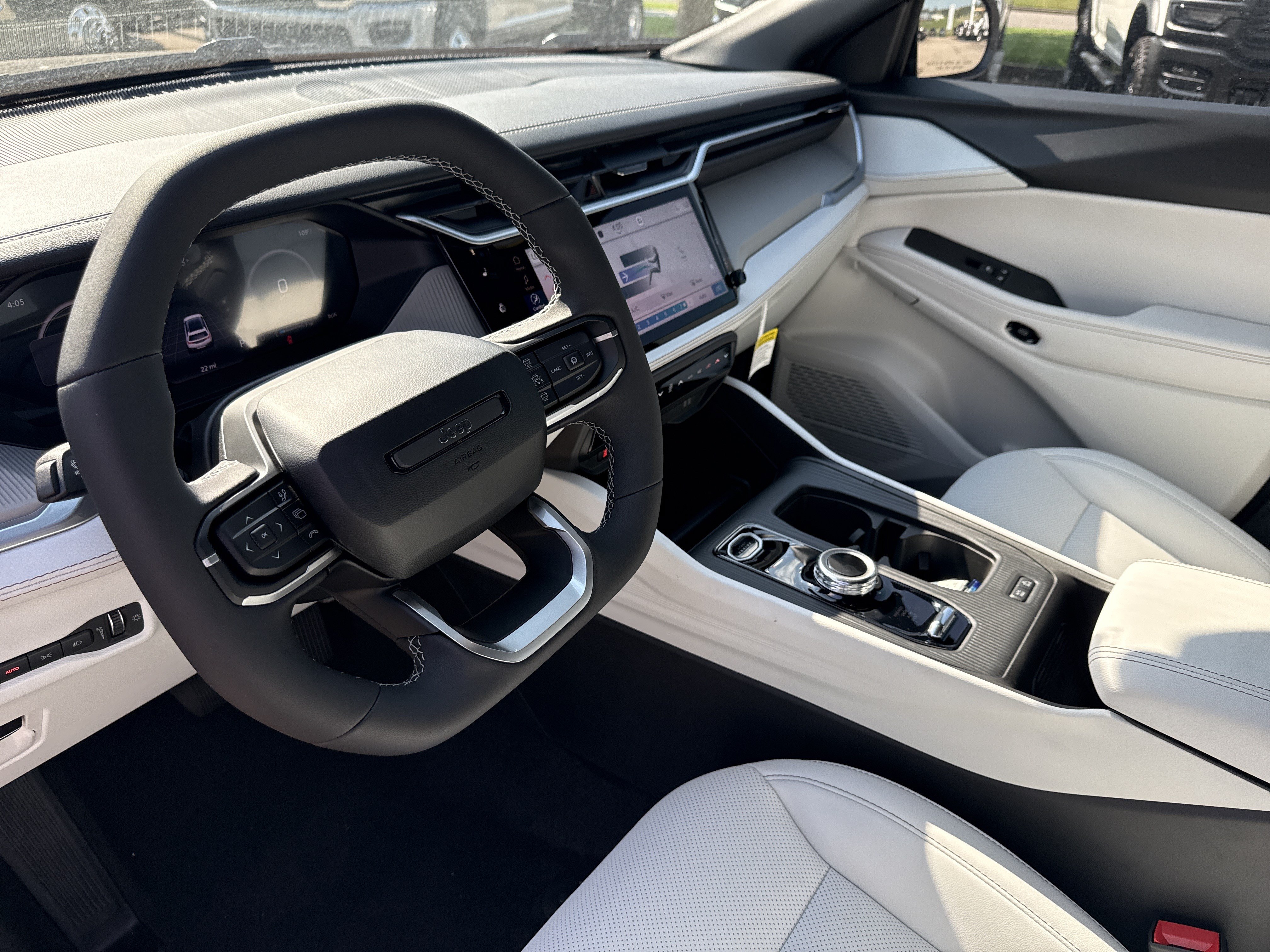 New 2026 Jeep Cherokee Limited AWD/4WD image 23