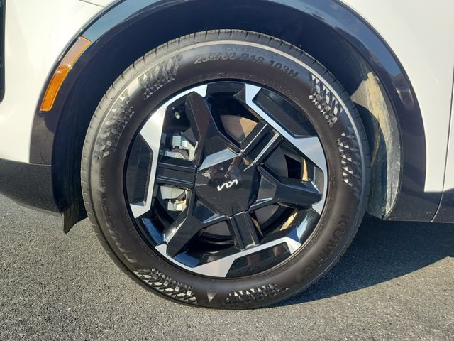 Certified 2026 Kia Sportage SX FWD image 8