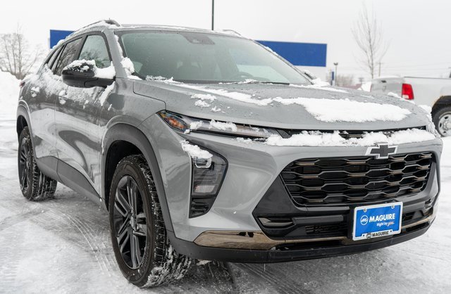 Used 2024 Chevrolet Trax ACTIV w/ Driver Confidence Package image 4