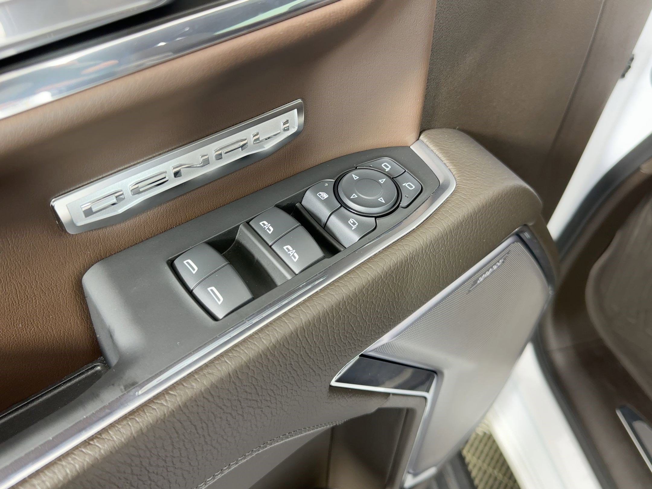 Used 2024 GMC Sierra 1500 Denali w/ Denali Reserve Package image 20