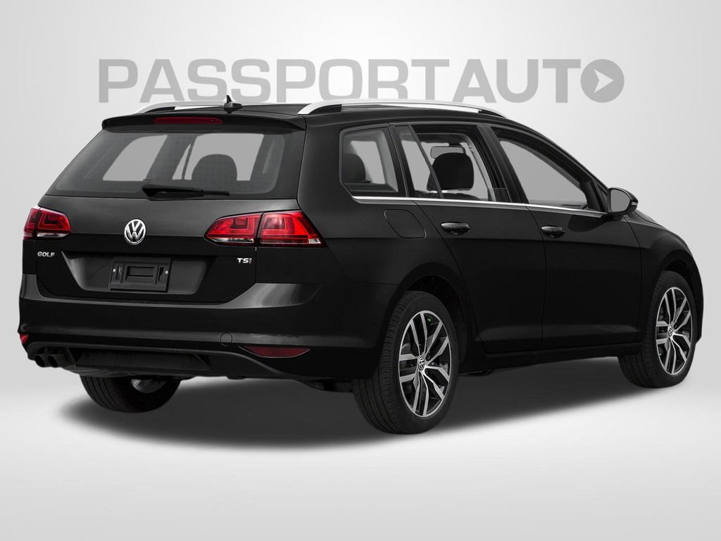 Used 2015 Volkswagen Golf TDI FWD image 2