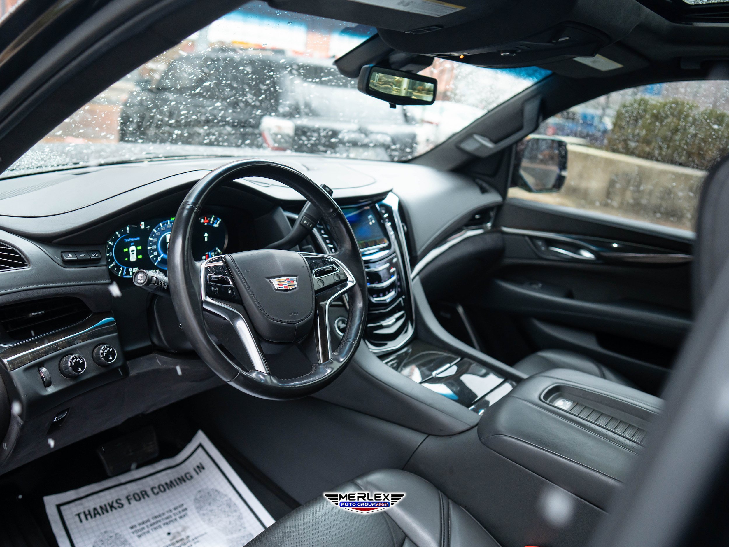 Used 2019 Cadillac Escalade ESV Platinum AWD/4WD image 13