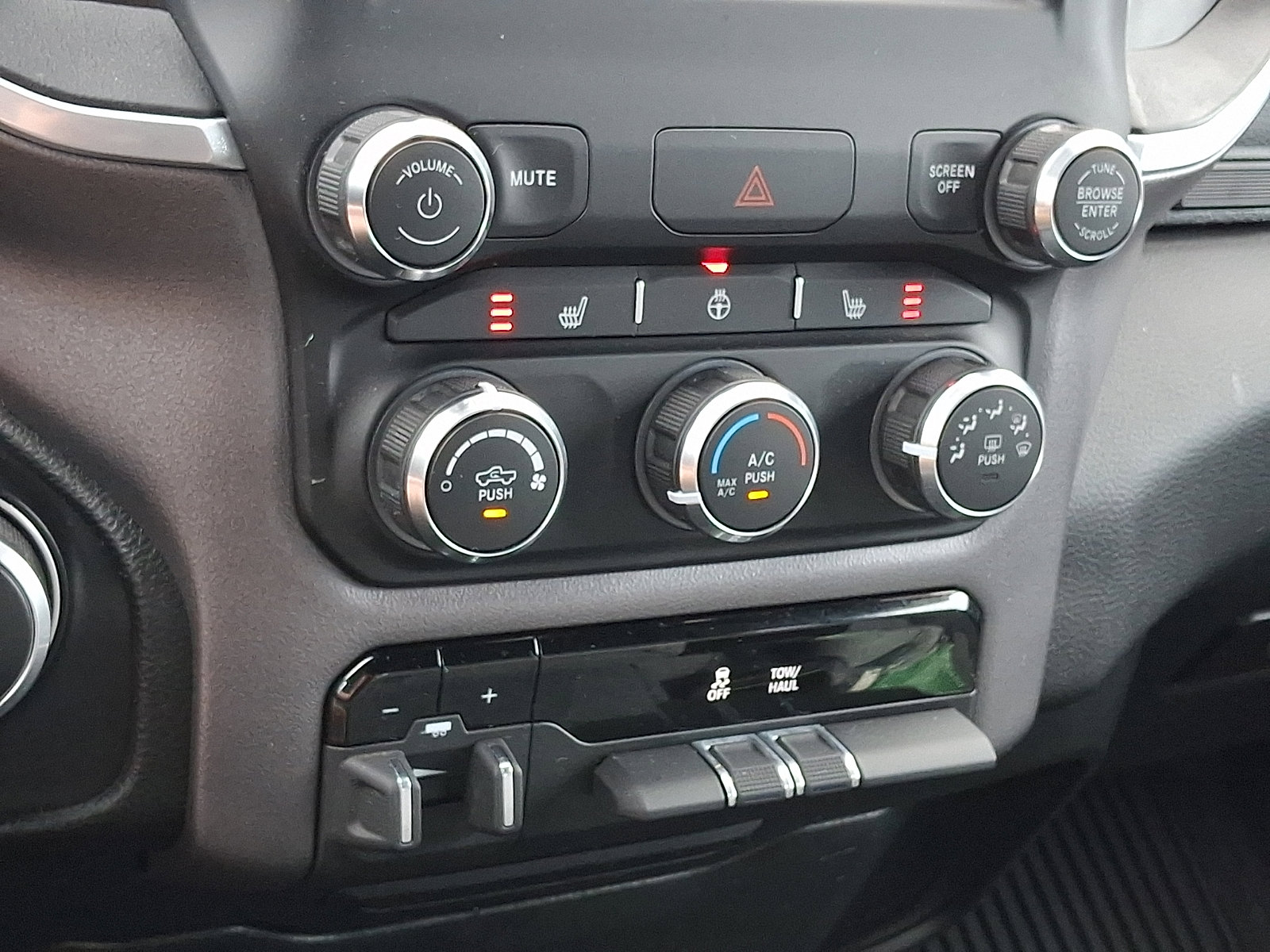 Used 2023 RAM 1500 Big Horn image 15