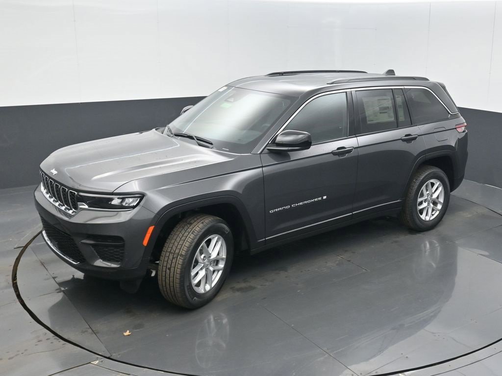 New 2026 Jeep Grand Cherokee Laredo image 33