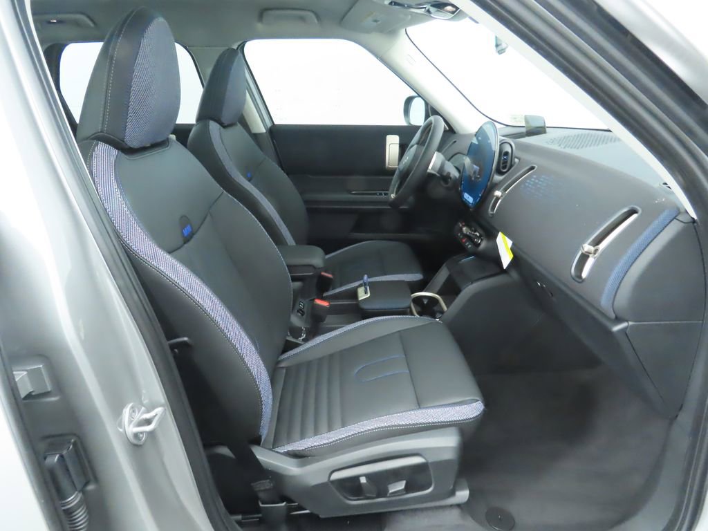 Used 2025 MINI Cooper Countryman S image 23