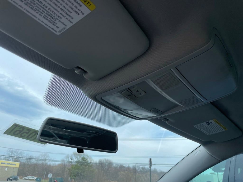 Used 2017 Volkswagen Passat 1.8T R-Line image 21