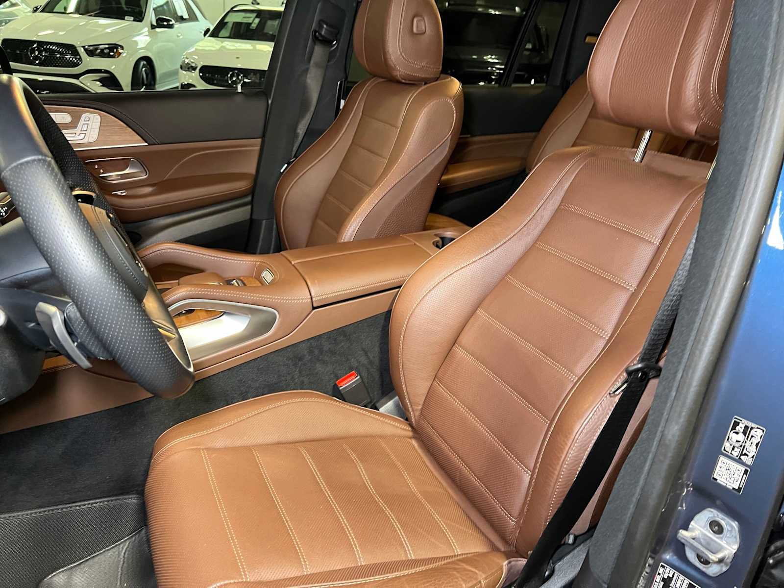 Certified 2024 Mercedes-Benz GLS 450 4MATIC image 25