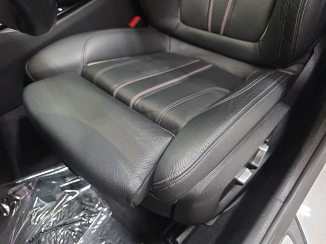 Used 2019 BMW 540i xDrive AWD/4WD image 28