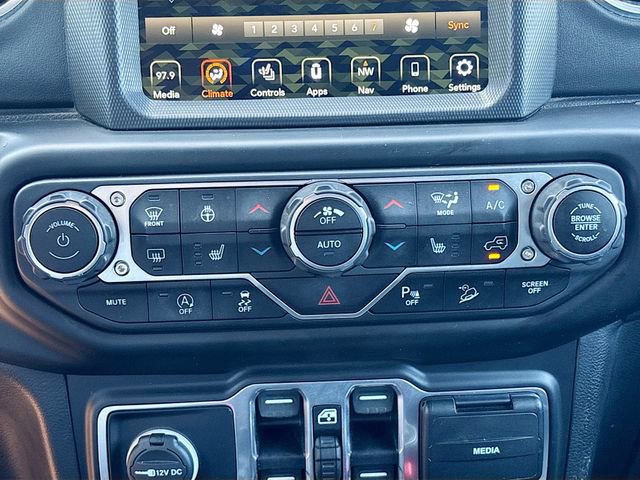 Used 2020 Jeep Wrangler Unlimited Sahara AWD/4WD image 44