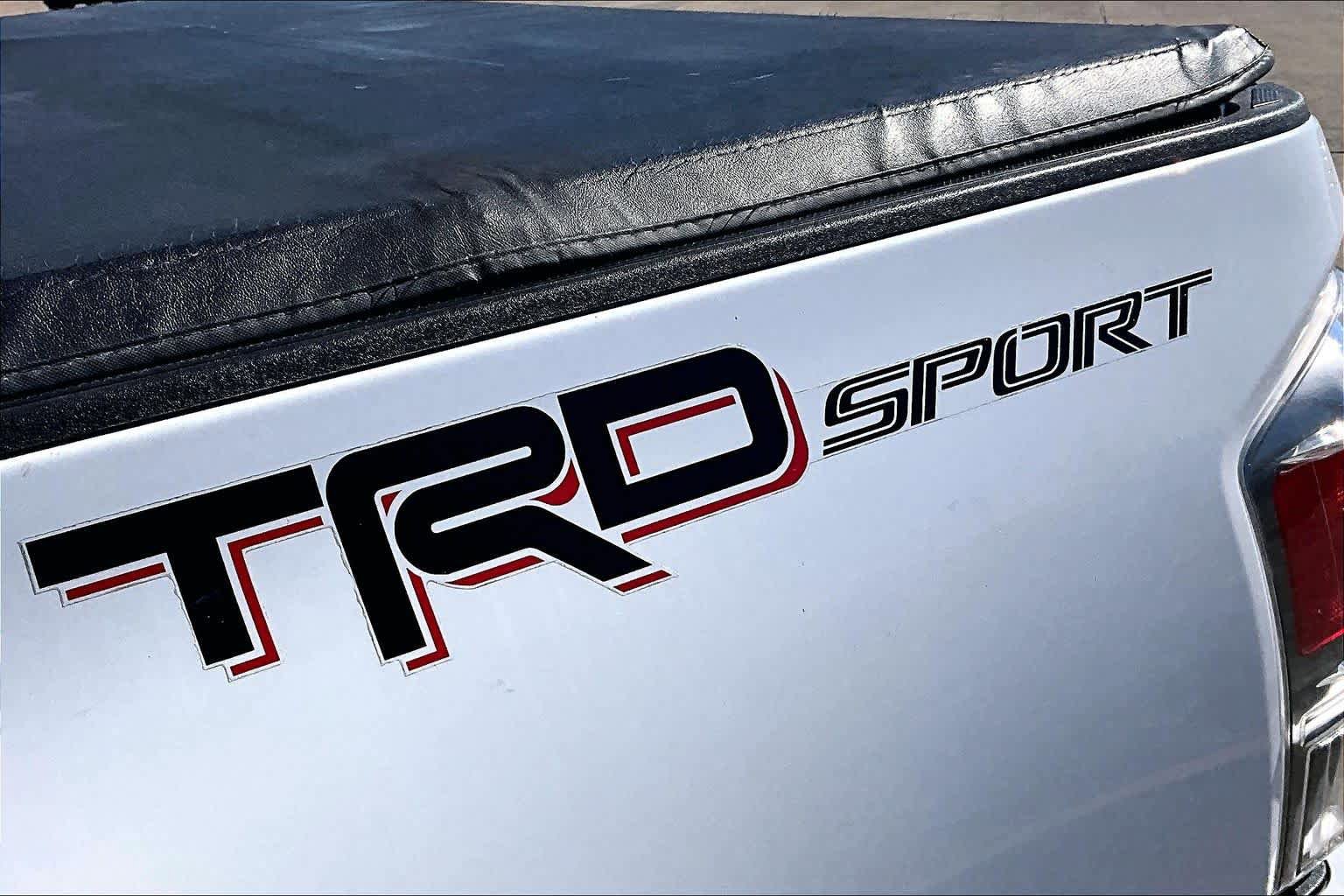 Used 2020 Toyota Tacoma TRD Sport RWD image 10