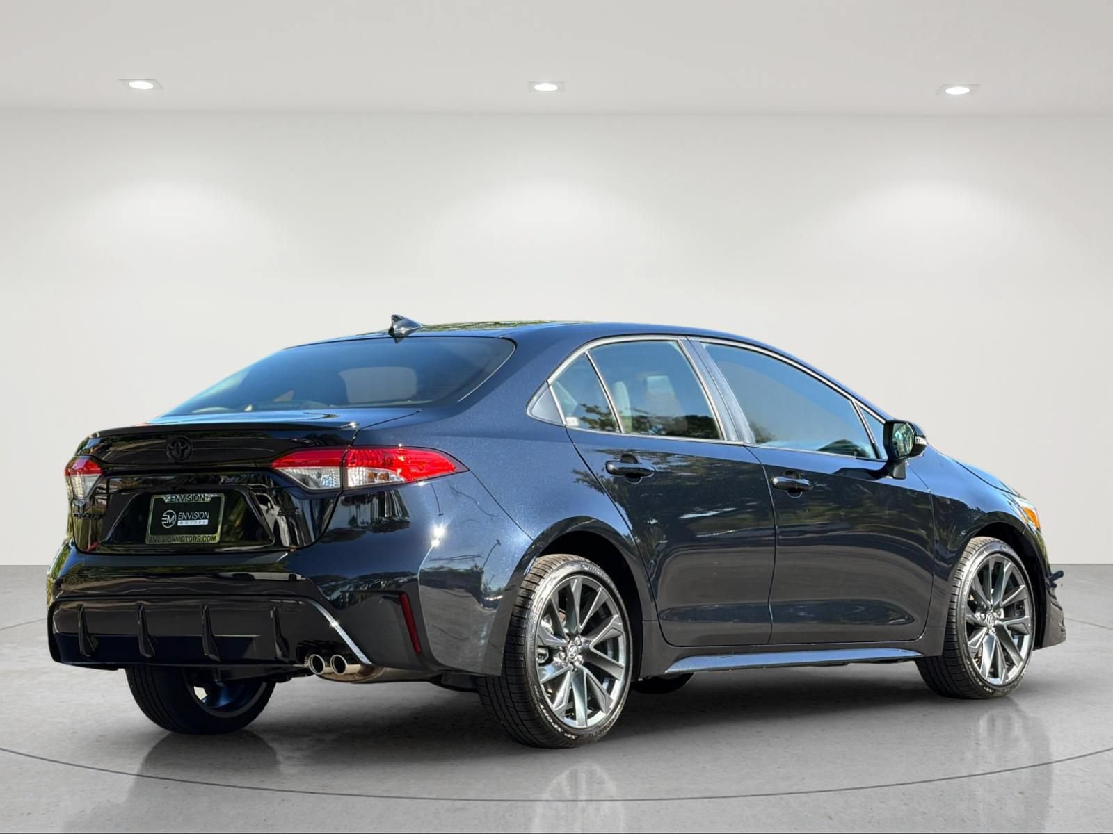 Used 2026 Toyota Corolla SE FWD image 5