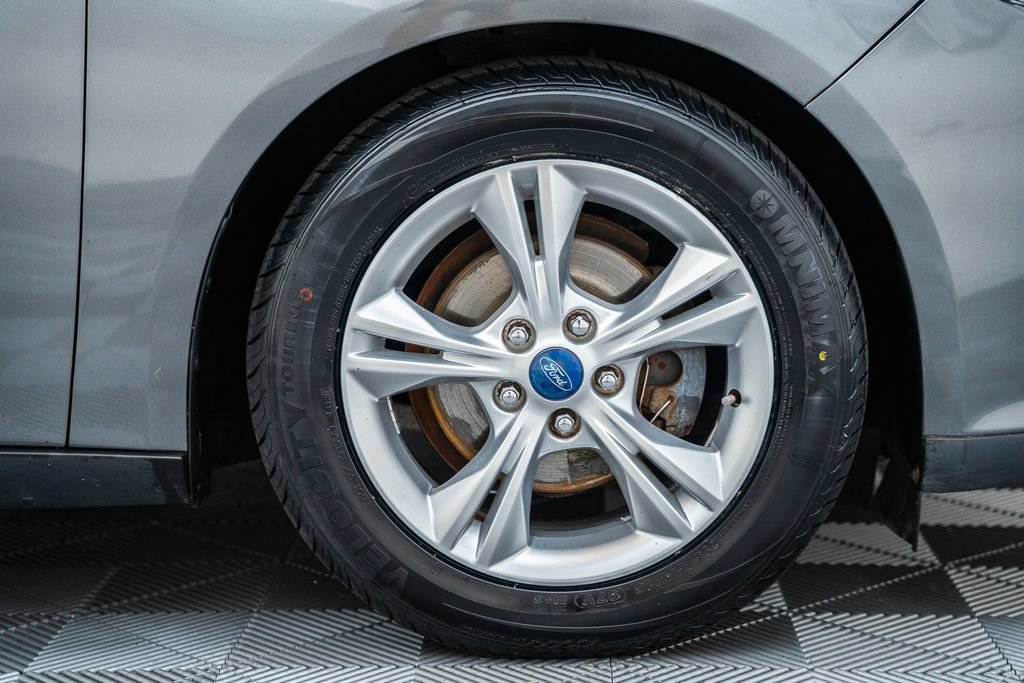 Used 2014 Ford Focus SE FWD image 16