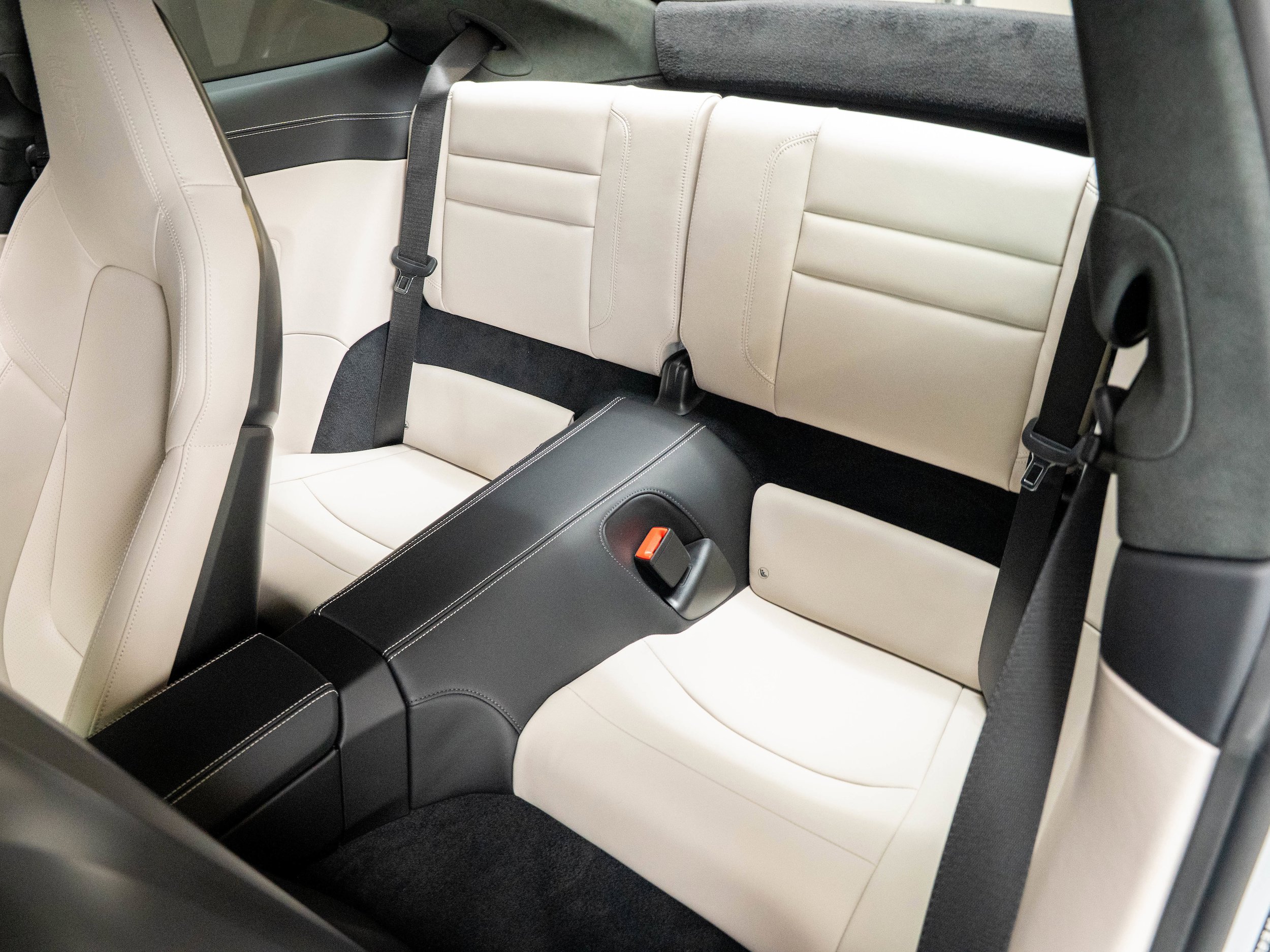 Certified 2026 Porsche 911 GT3 RWD image 39