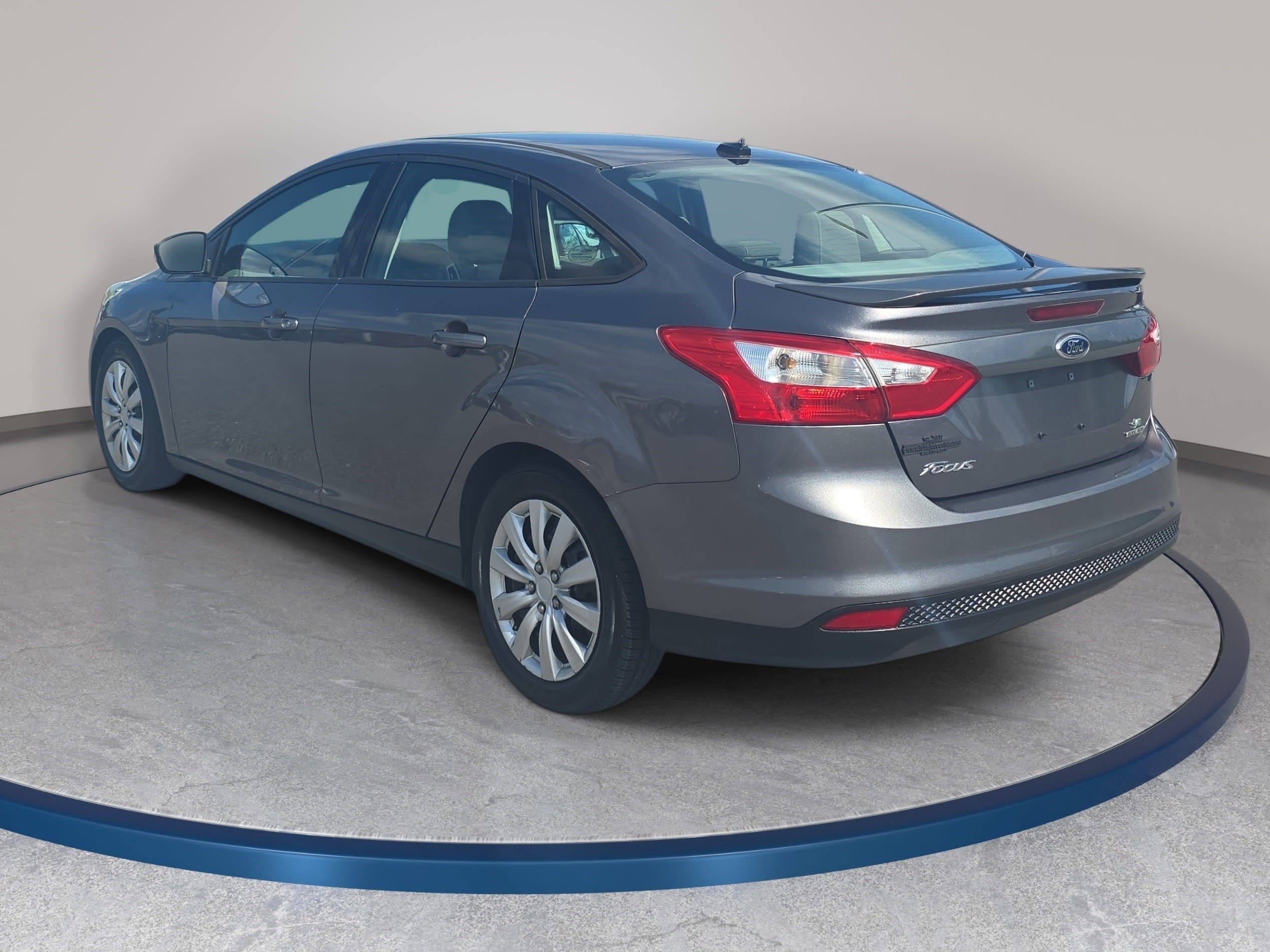 Used 2014 Ford Focus SE FWD image 7