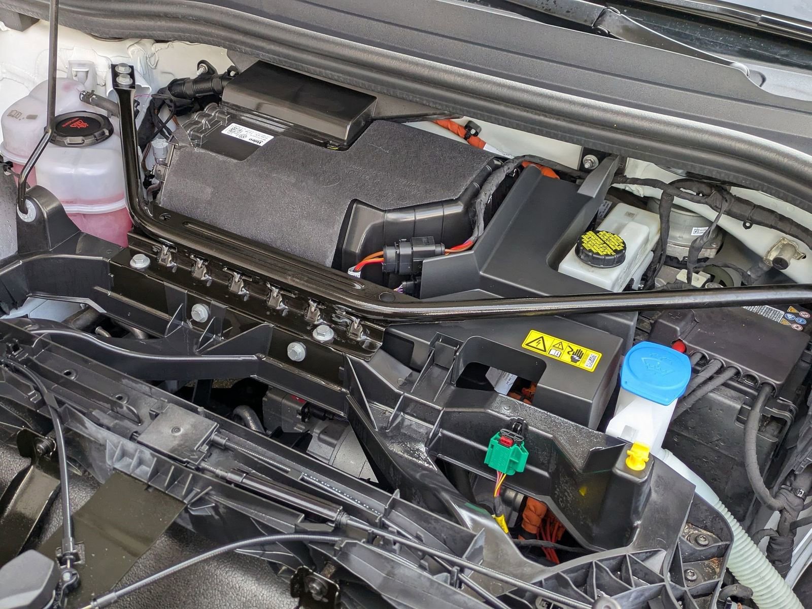 Used 2023 Audi Q4 e-tron Premium Plus w/ Premium Plus image 23