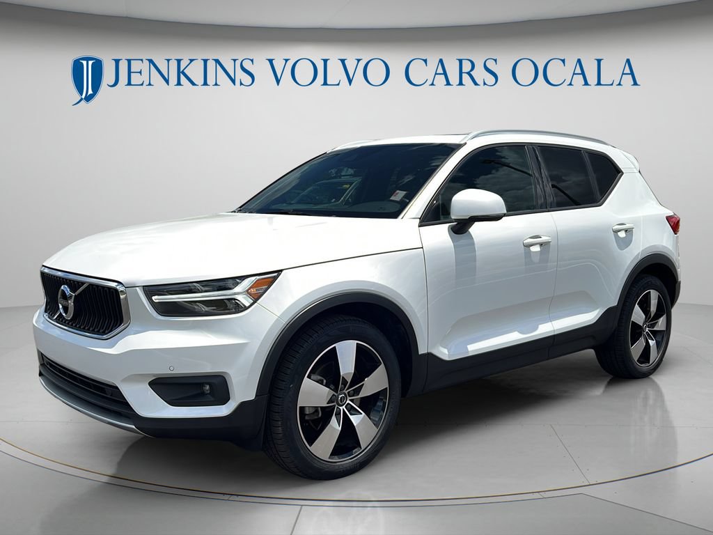 Used 2021 Volvo XC40 T5 Momentum w/ Premium Package AWD/4WD image 7