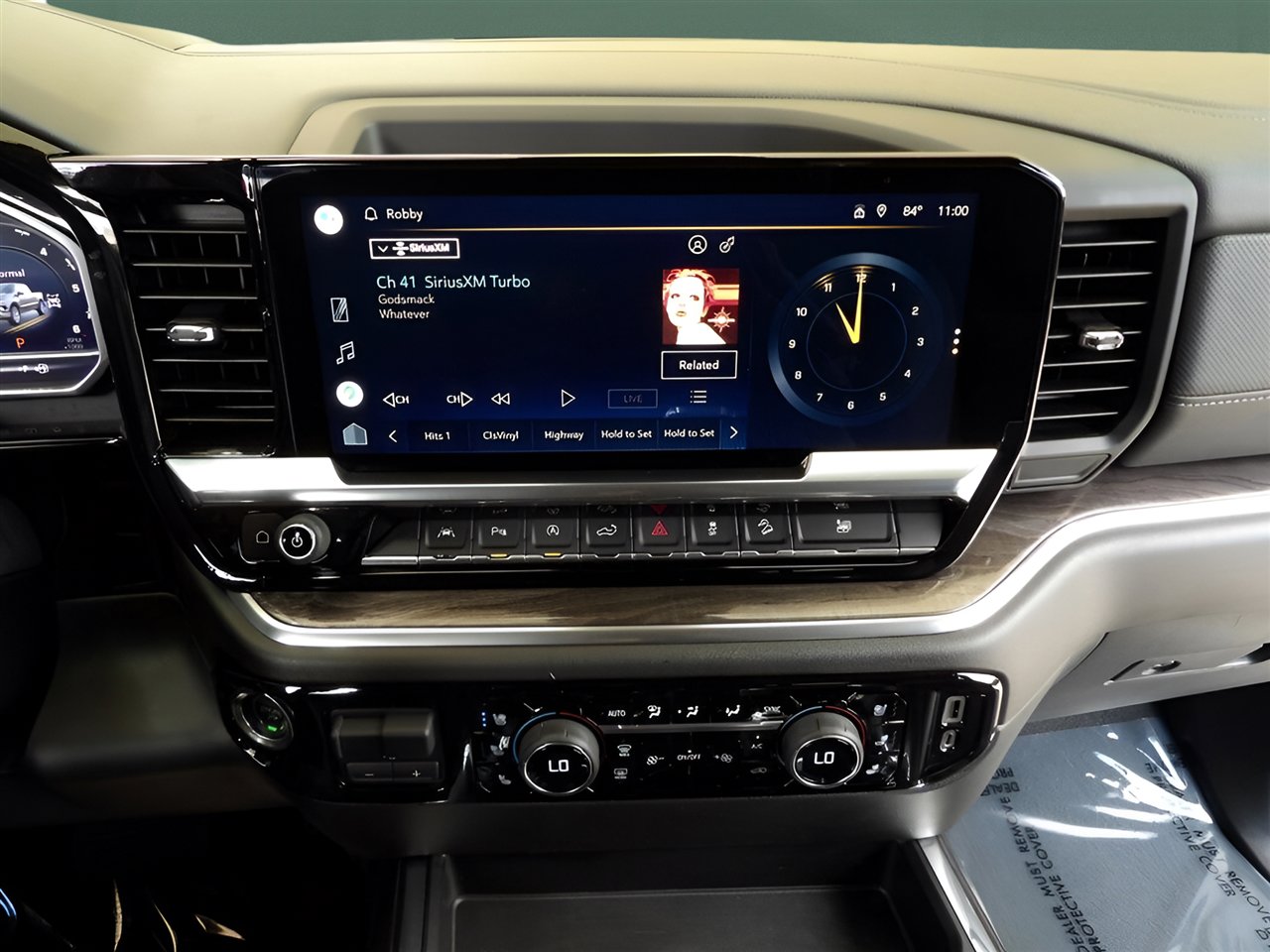 Used 2022 Chevrolet Silverado 1500 LTZ image 21