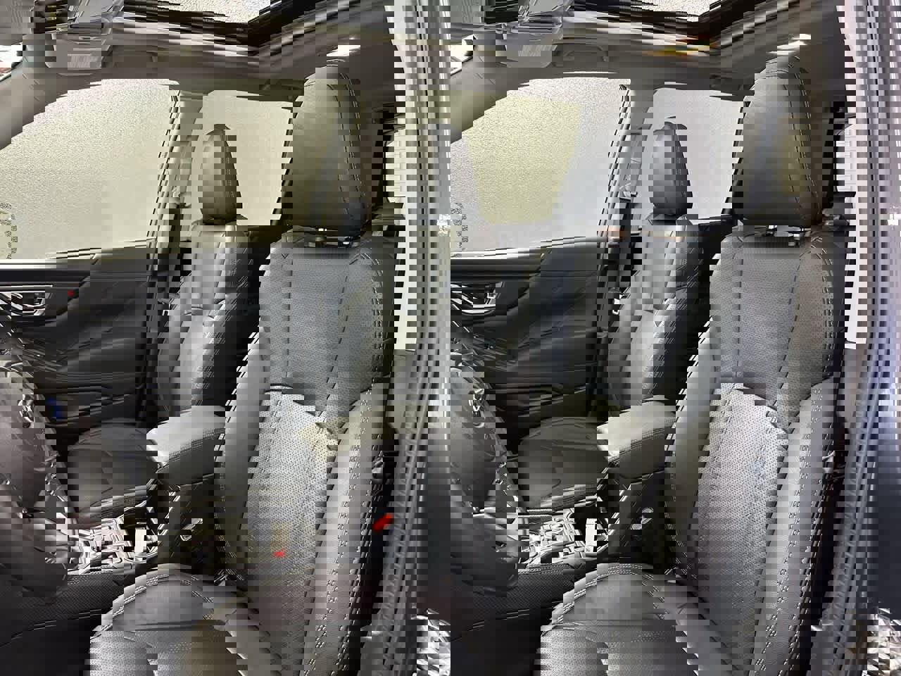 Used 2020 Subaru Forester Limited image 9