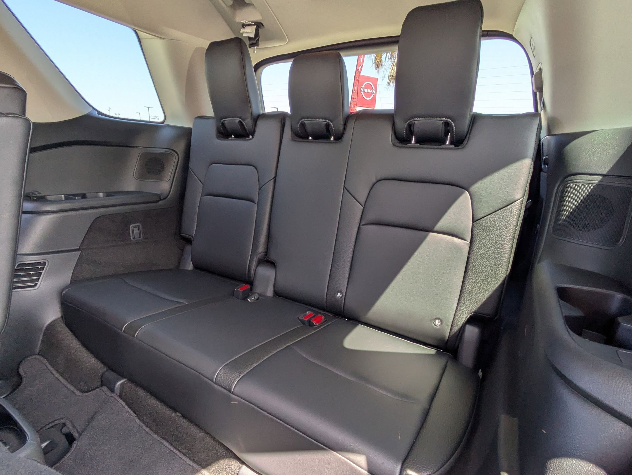 Used 2023 Nissan Pathfinder SL w/ SL Premium Package AWD/4WD image 29