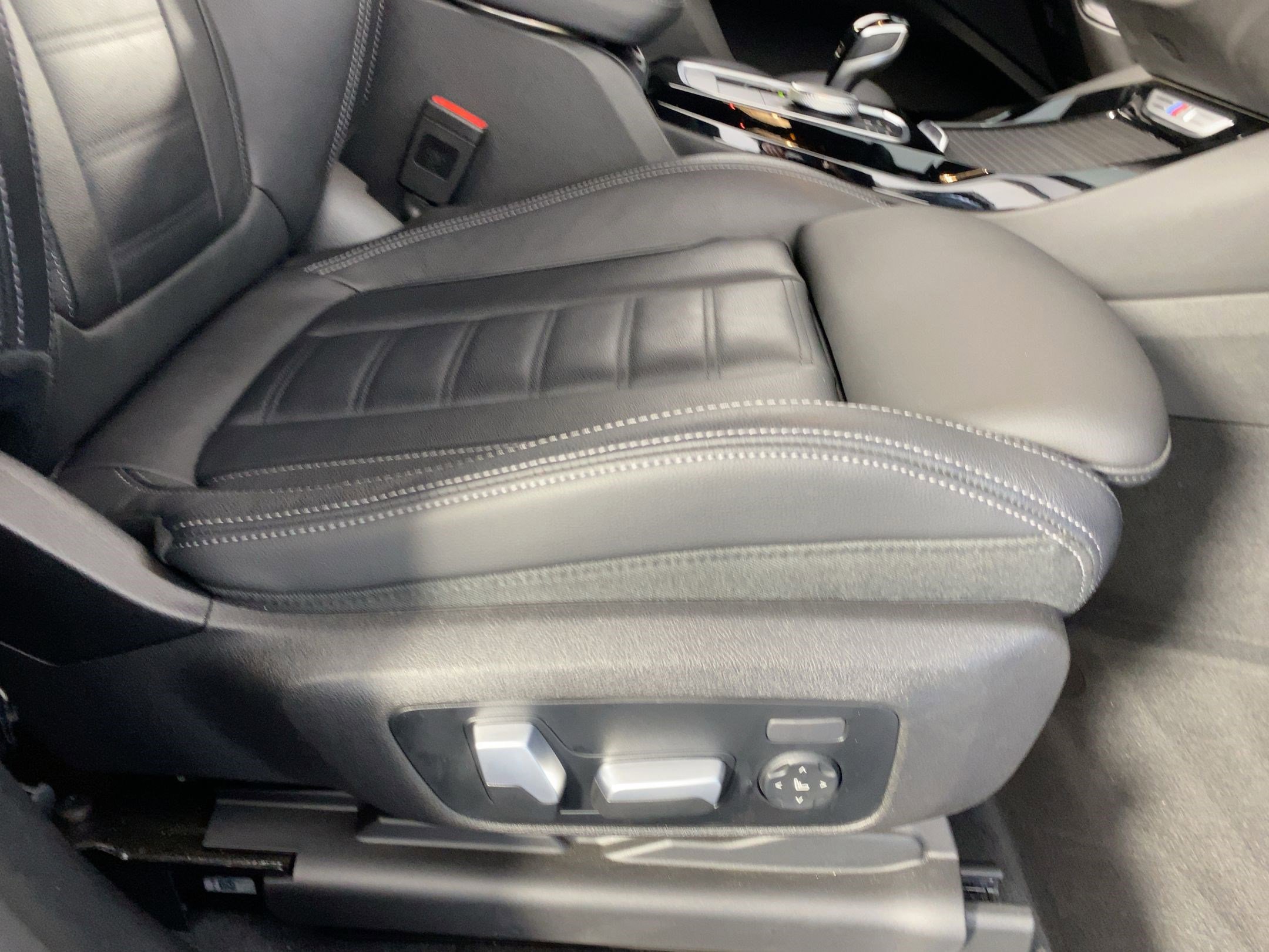 Certified 2024 BMW X3 M40i w/ Premium Package image 32