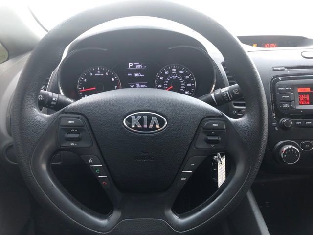 Used 2017 Kia Forte LX image 29