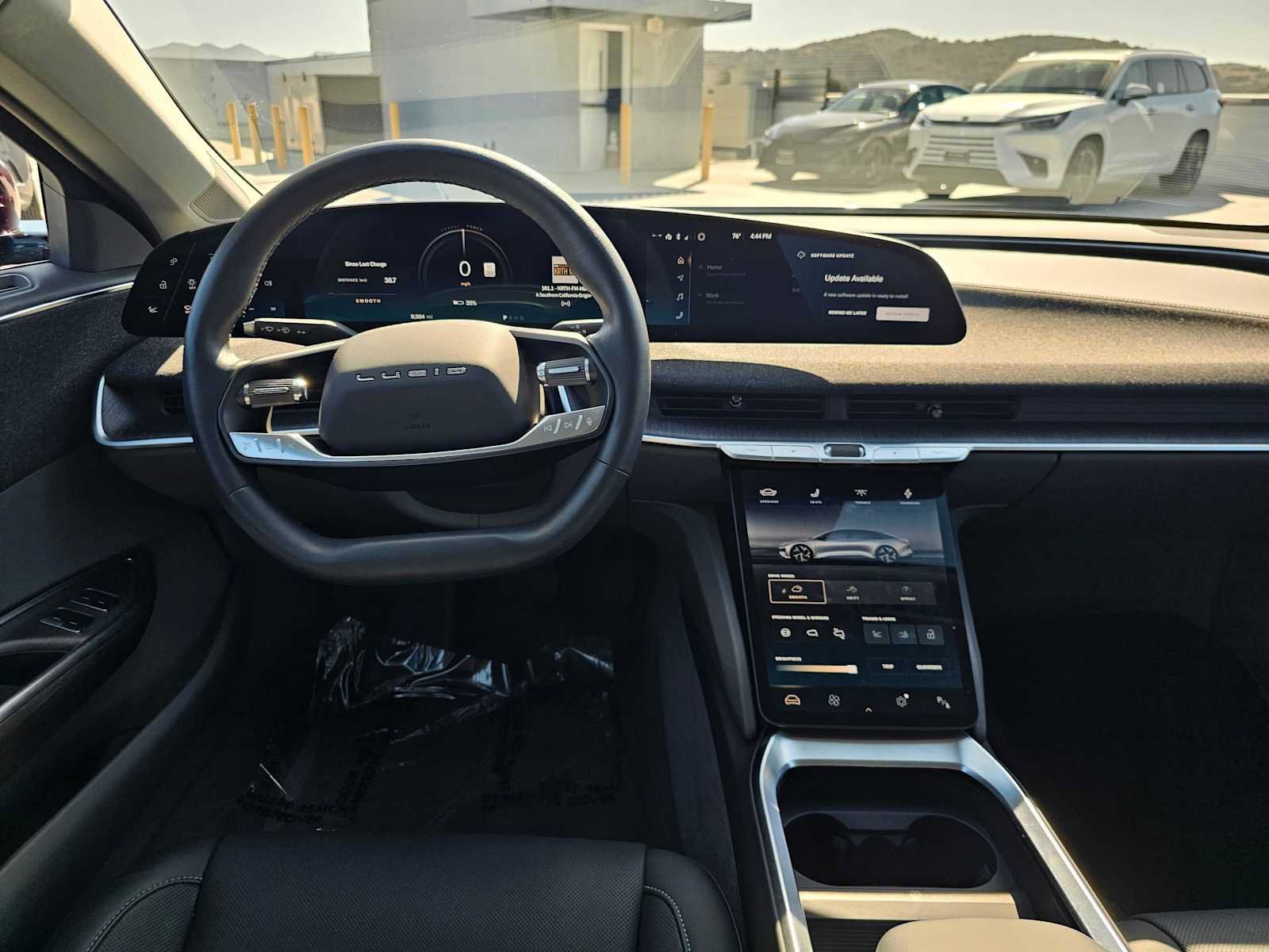 Used 2025 Lucid Air Touring AWD/4WD image 18