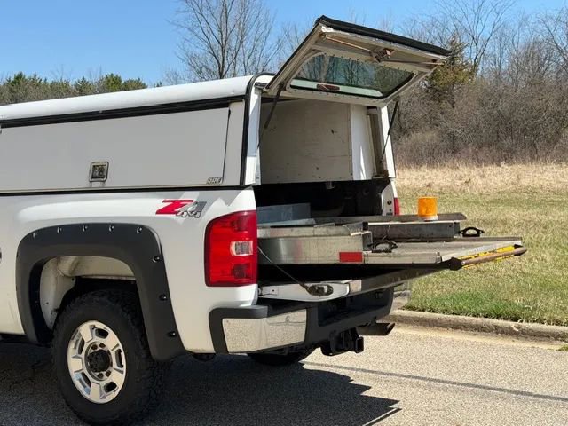 Used 2013 Chevrolet Silverado 2500 LT AWD/4WD image 26