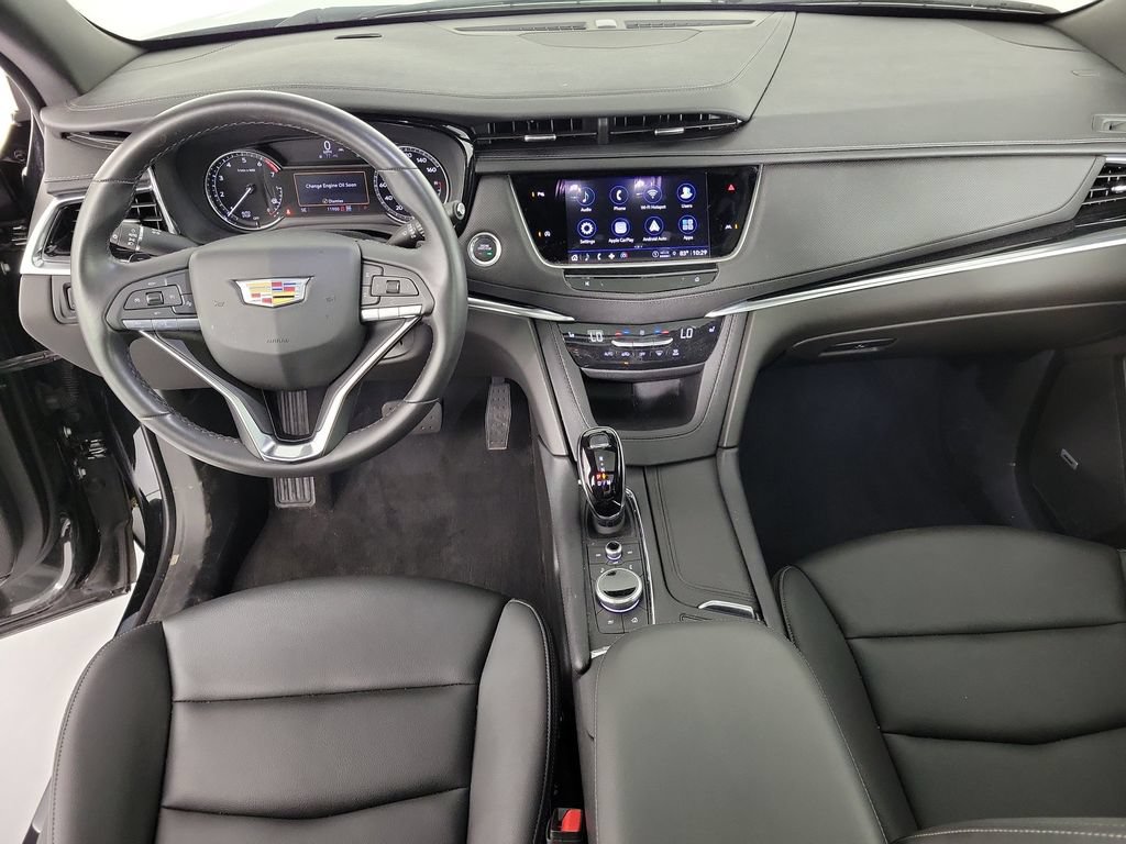 Certified 2024 Cadillac XT6 Luxury AWD/4WD image 17