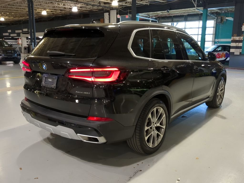 Used 2023 BMW X5 xDrive40i w/ Executive Package image 8