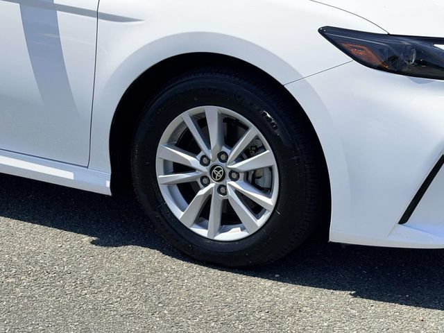 Used 2026 Toyota Camry LE FWD image 7