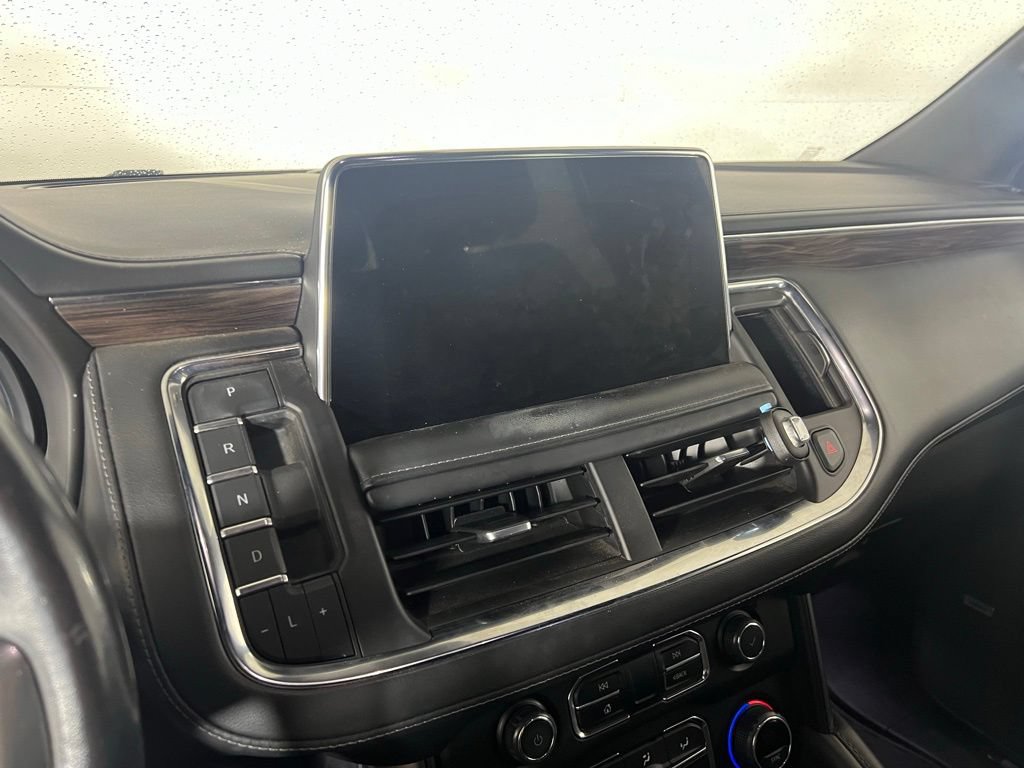 Used 2022 Chevrolet Tahoe Z71 w/ Luxury Package AWD/4WD image 10