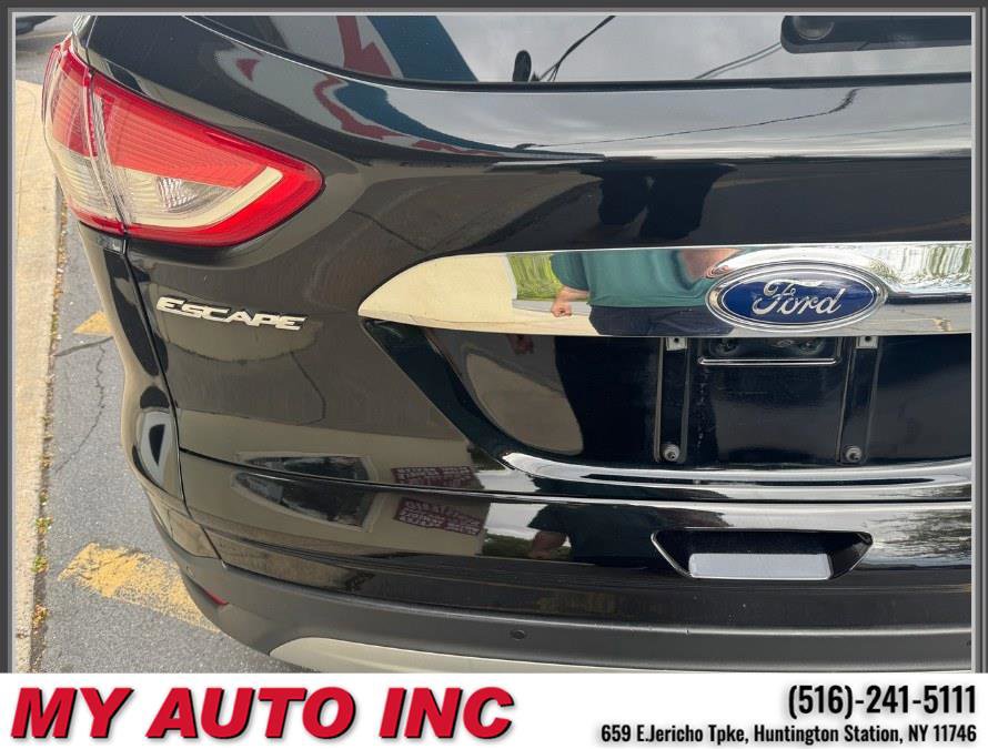 Used 2016 Ford Escape SE w/ SE Chrome Package AWD/4WD image 35