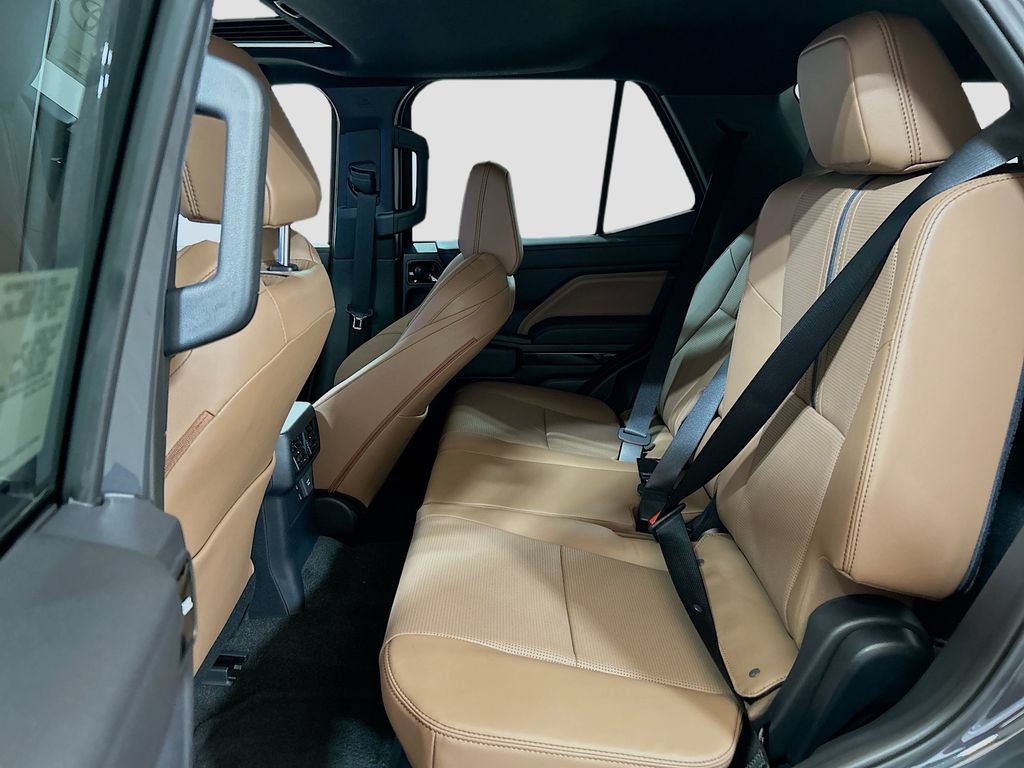 New 2026 Toyota 4Runner Limited AWD/4WD image 24