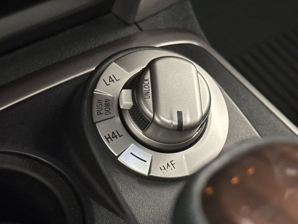 Used 2023 Toyota 4Runner Limited AWD/4WD image 36