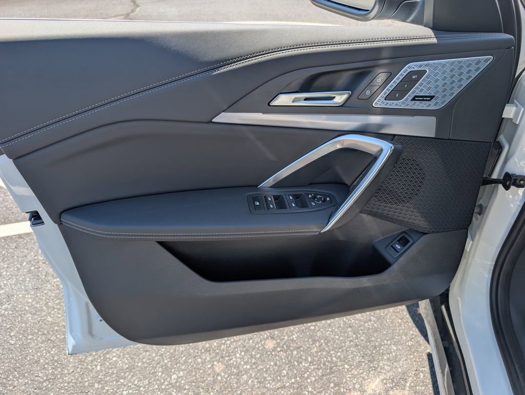 New 2025 BMW X1 xDrive28i w/ Premium Package image 13