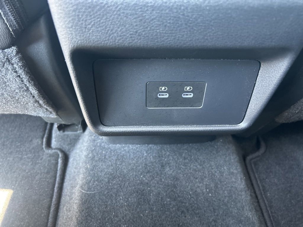 Used 2024 Nissan Rogue SL AWD/4WD image 11