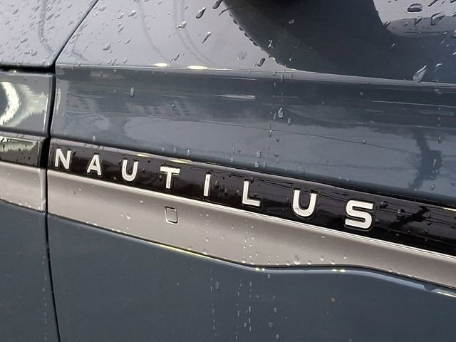 New 2026 Lincoln Nautilus Premier image 21