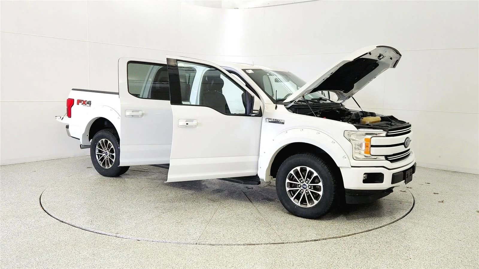 Used 2018 Ford F150 Lariat w/ Equipment Group 501A Mid AWD/4WD image 9