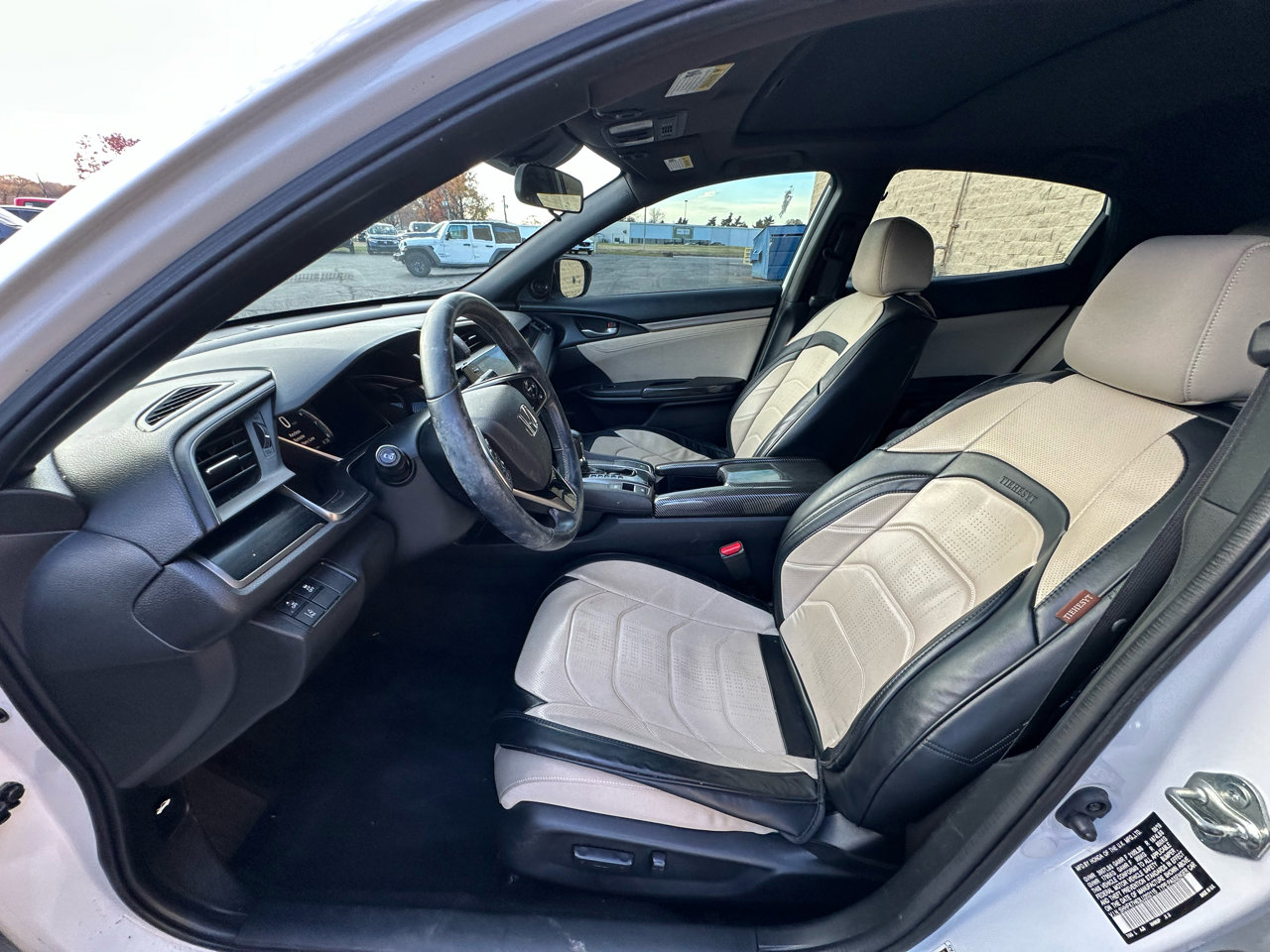 Used 2020 Honda Civic EX image 10