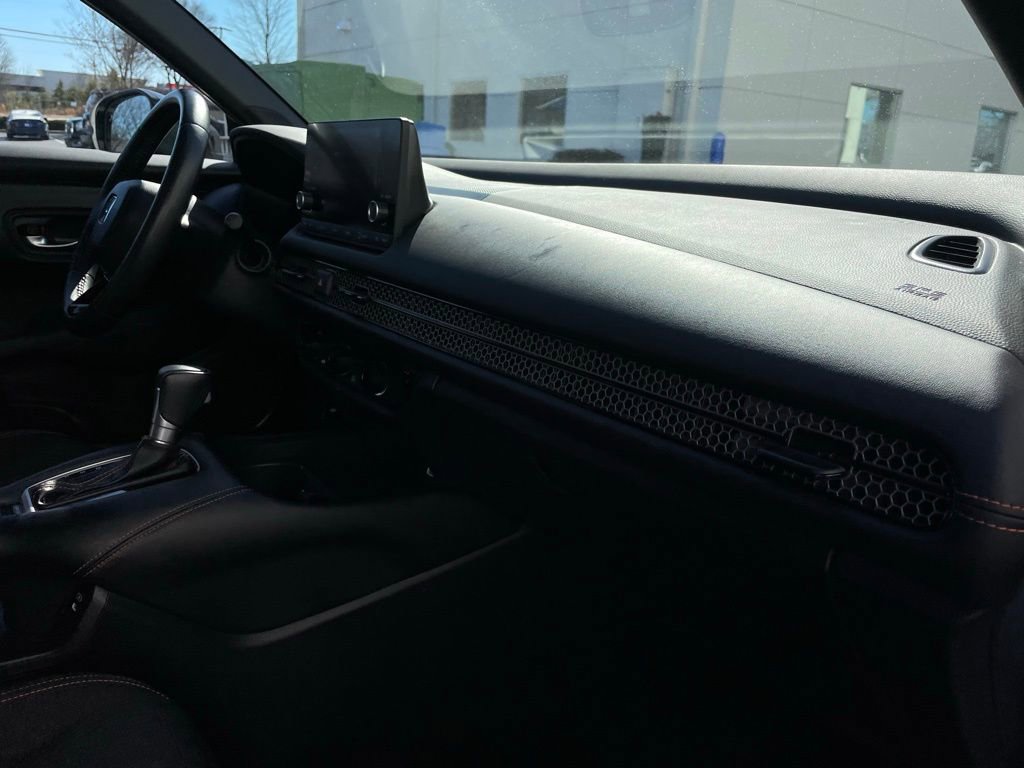 Certified 2024 Honda HR-V Sport image 32