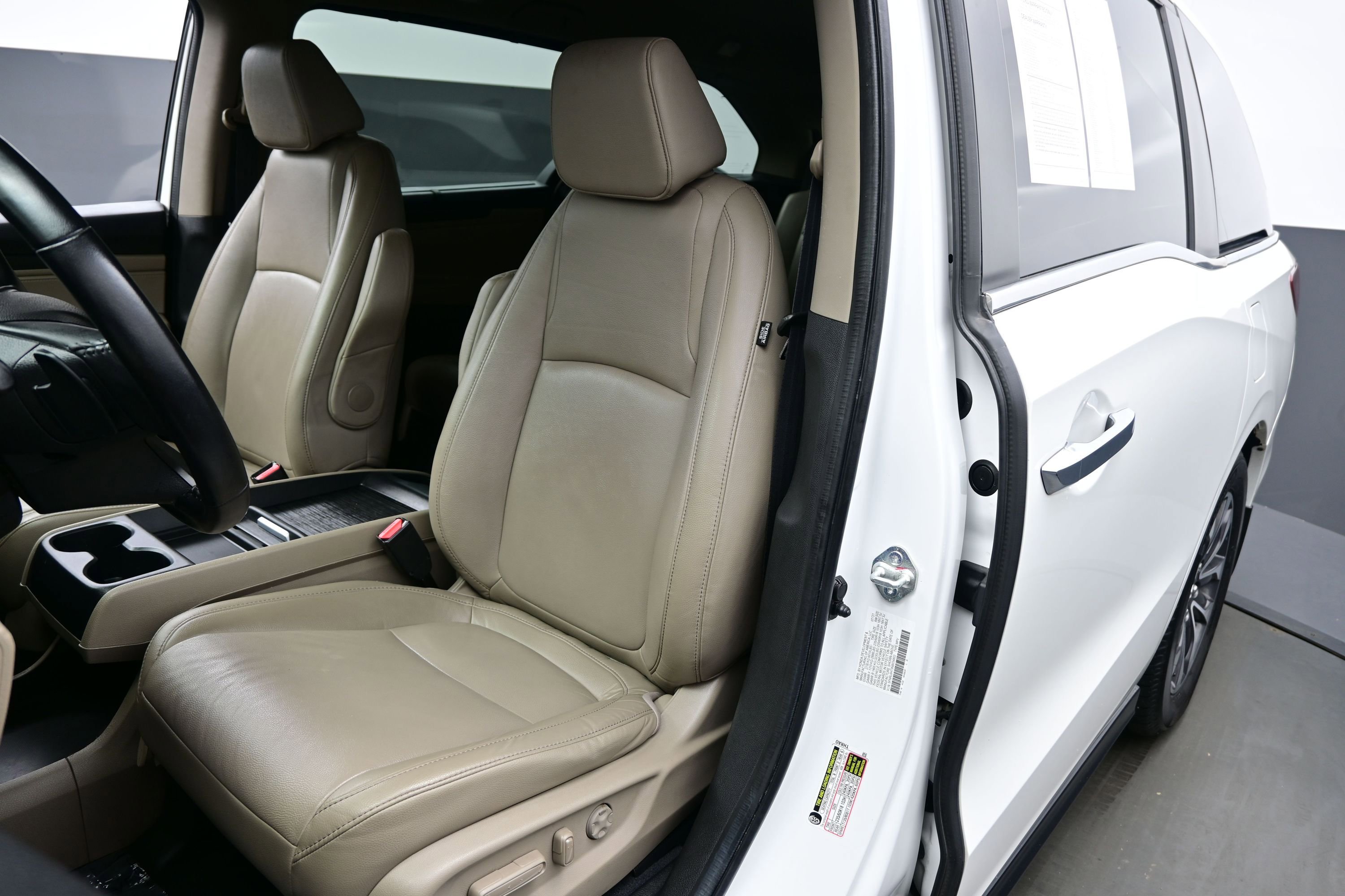 Used 2022 Honda Odyssey EX-L image 12